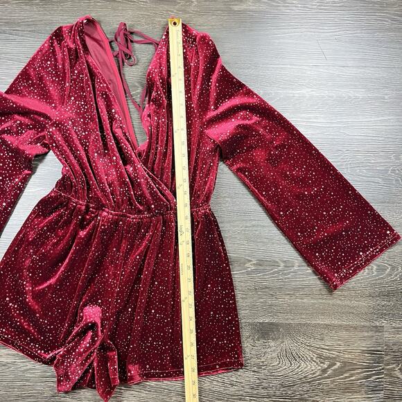 Lulus Wine Red Velvet‎ Sparkly Long Sleeve Romper Size M Stretch Tie High Waist - Picture 8 of 10